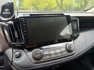 Toyota RAV4 2015 2.5L Automatic four-wheel drive elite version interior photo 10 Toyota RAV4 2015 2.5L Automatic four-wheel drive elite version interior photo 10