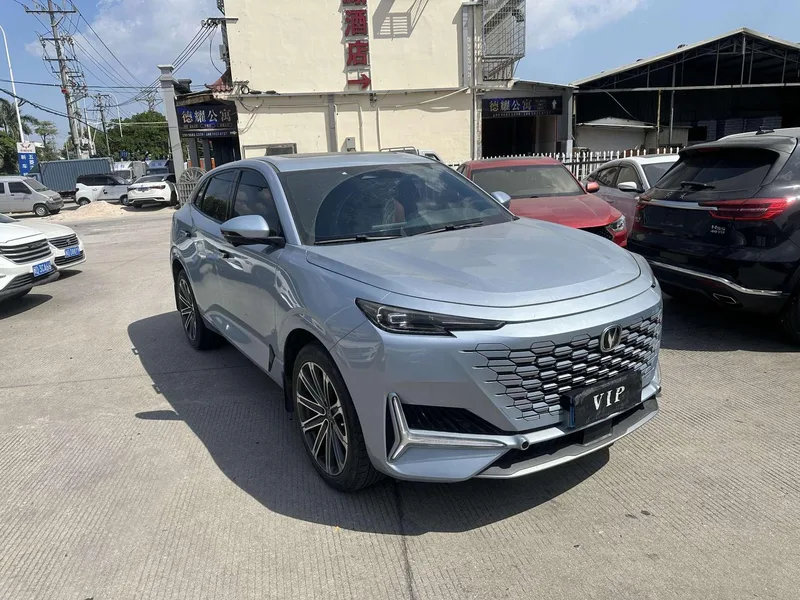 Changan UNI-K 2021 2.0T Premium Trim exterior photo 3 Changan UNI-K 2021 2.0T Premium Trim exterior photo 3
