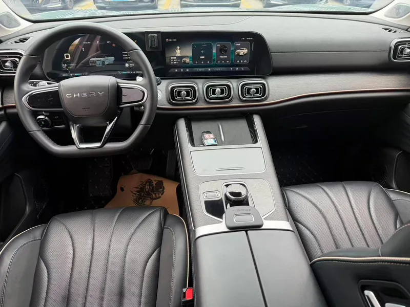 Chery Tiggo 9 2024 2.0T DCT Супер комфортная версия с двумя приводами интерьер фото 11