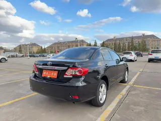 Toyota Corolla 2012 Dazzling Edition 1.8L CVT GL-i exterior photo 6 Toyota Corolla 2012 Dazzling Edition 1.8L CVT GL-i exterior photo 6