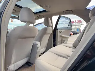 Toyota Corolla 2012 Dazzling Edition 1.8L CVT GL-i interior photo 11 Toyota Corolla 2012 Dazzling Edition 1.8L CVT GL-i interior photo 11