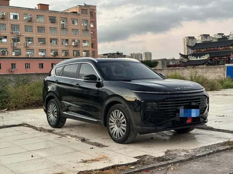 Jetour X70 PLUS 2025 1.5T 7DCT До совершенства 5 Кресло экстерьер фото 3 Jetour X70 PLUS 2025 1.5T 7DCT До совершенства 5 Кресло экстерьер фото 3