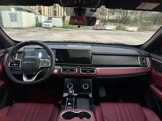 Jetour X70 PLUS 2025 1.5T 7DCT До совершенства 5 Кресло интерьер фото 6 Jetour X70 PLUS 2025 1.5T 7DCT До совершенства 5 Кресло интерьер фото 6
