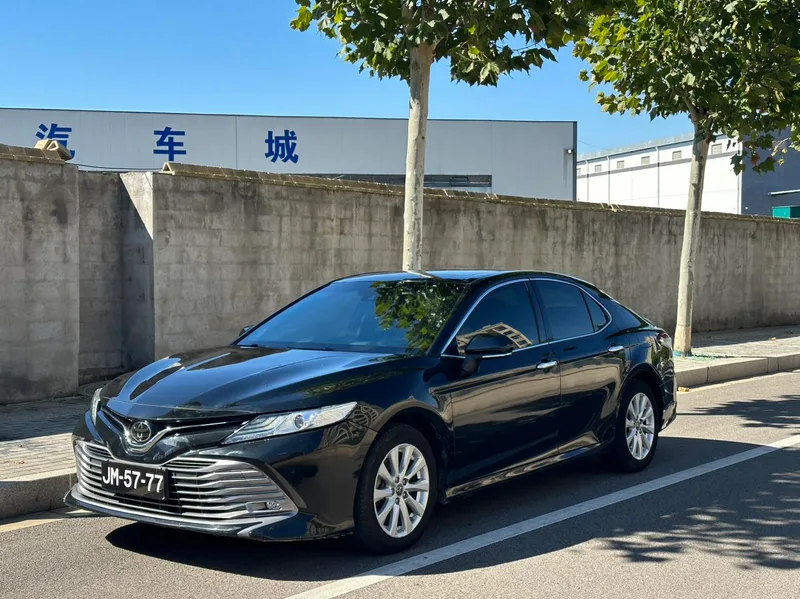 Toyota Camry 2019 2.0G Luxury Edition Country VI exterior photo 1 Toyota Camry 2019 2.0G Luxury Edition Country VI exterior photo 1