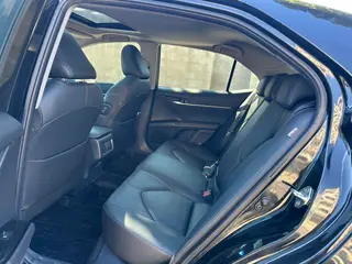 Toyota Camry 2019 2.0G Luxury Edition Country VI interior photo 9 Toyota Camry 2019 2.0G Luxury Edition Country VI interior photo 9