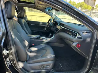 Toyota Camry 2019 2.0G Luxury Edition Country VI interior photo 10 Toyota Camry 2019 2.0G Luxury Edition Country VI interior photo 10