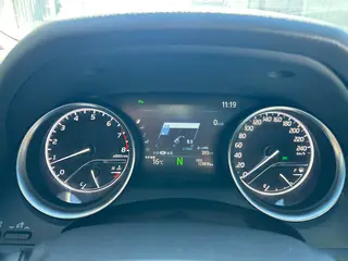 Toyota Camry 2019 2.0G Luxury Edition Country VI interior photo 14 Toyota Camry 2019 2.0G Luxury Edition Country VI interior photo 14