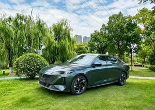 Changan Lamore 2023 1.5T GDI Type de luxe automatique
