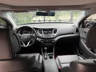 Hyundai Tucson 2015 1.6T Doble embrague, tracción delantera, versión inteligente exterior foto 4
