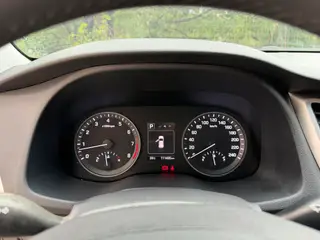 Hyundai Tucson 2015 1.6T Doble embrague, tracción delantera, versión inteligente interior foto 7