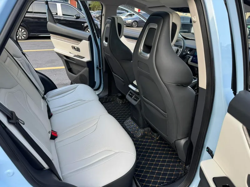 Jetour Dasheng 2022 1.6T DCT King MAX interior photo 12 Jetour Dasheng 2022 1.6T DCT King MAX interior photo 12