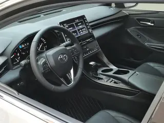Toyota Avalon 2021 2.5L Luxury Edition interior photo 11 Toyota Avalon 2021 2.5L Luxury Edition interior photo 11