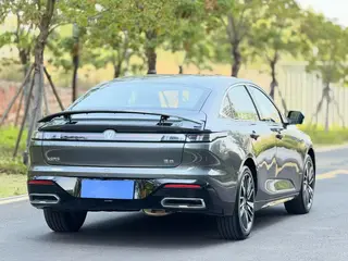 Changan Eado 2026 Quatrième génération 1.5T DCT 500Bar Type de plaisir intelligent extérieur photo 2 Changan Eado 2026 Quatrième génération 1.5T DCT 500Bar Type de plaisir intelligent extérieur photo 2