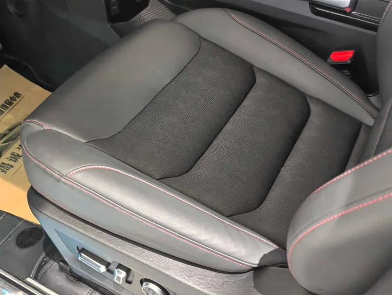 Jetour T2 2024 2.0TD Four-wheel drive Time travel PRO+ Entertainment Edition interior photo 19 Jetour T2 2024 2.0TD Four-wheel drive Time travel PRO+ Entertainment Edition interior photo 19