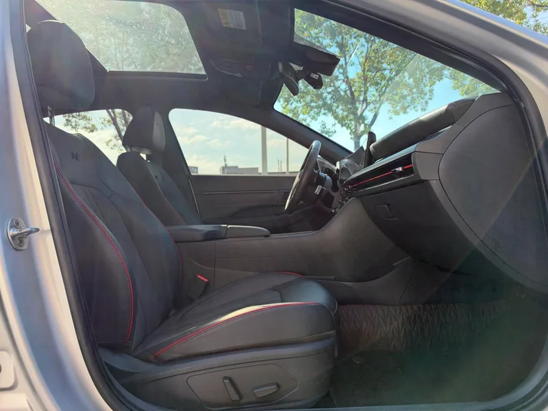 Hyundai Sonata 2024 2.0T N Line Max интерьер фото 18