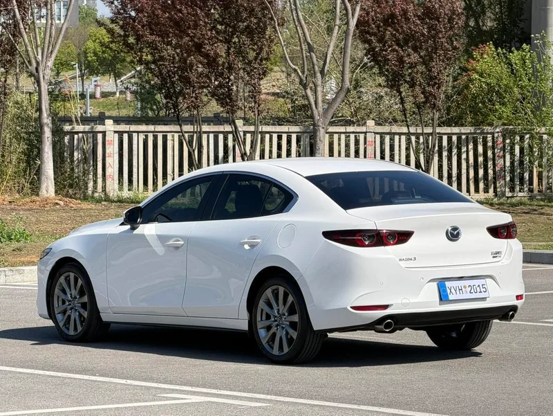 Mazda Mazda3 Axela 2021 2.0L Versión de calidad automática interior foto 20 Mazda Mazda3 Axela 2021 2.0L Versión de calidad automática interior foto 20