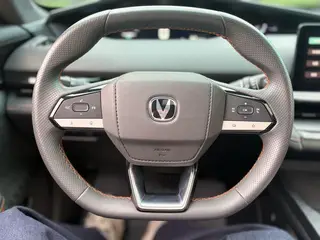 Changan UNI-V 2022 1.5T Tipo de excelencia interior foto 14 Changan UNI-V 2022 1.5T Tipo de excelencia interior foto 14