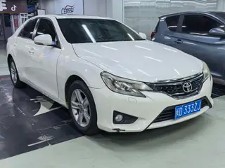 Toyota Reiz 2013 2.5V Jingrui версия экстерьер фото 2 Toyota Reiz 2013 2.5V Jingrui версия экстерьер фото 2