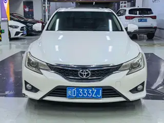 Toyota Reiz 2013 2.5V Jingrui версия экстерьер фото 3 Toyota Reiz 2013 2.5V Jingrui версия экстерьер фото 3
