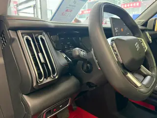 Jetour Freedom 2025 2.0TD XWD Conquer interior photo 15 Jetour Freedom 2025 2.0TD XWD Conquer interior photo 15