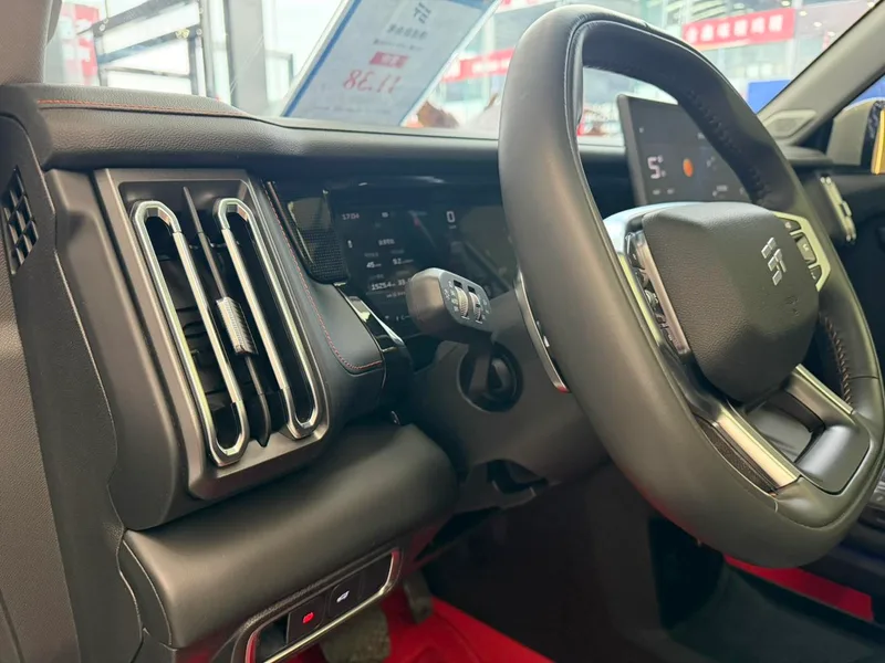 Jetour Freedom 2025 2.0TD XWD Conquer interior photo 15 Jetour Freedom 2025 2.0TD XWD Conquer interior photo 15