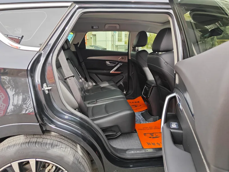 Jetour X70 PLUS 2021 1.6T DCT ground 5 seat interior photo 10 Jetour X70 PLUS 2021 1.6T DCT ground 5 seat interior photo 10
