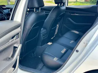Mazda Mazda3 Axela 2020 1.5L Versión de calidad automática interior foto 9 Mazda Mazda3 Axela 2020 1.5L Versión de calidad automática interior foto 9