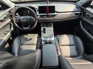 Chery Tiggo 8 2019 1.6TGDI Automatic Luxury Edition interior photo 14