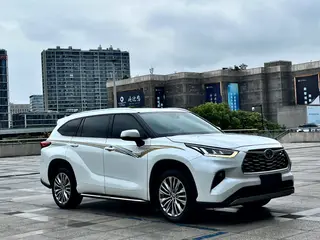 Toyota Highlander 2022 Dual Power 2.5L Four-wheel drive Premium Edition 7 seat exterior photo 3
