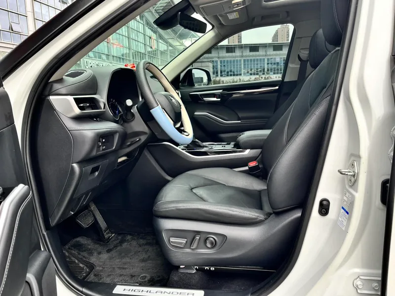 Toyota Highlander 2022 Dual Power 2.5L Four-wheel drive Premium Edition 7 seat exterior photo 4