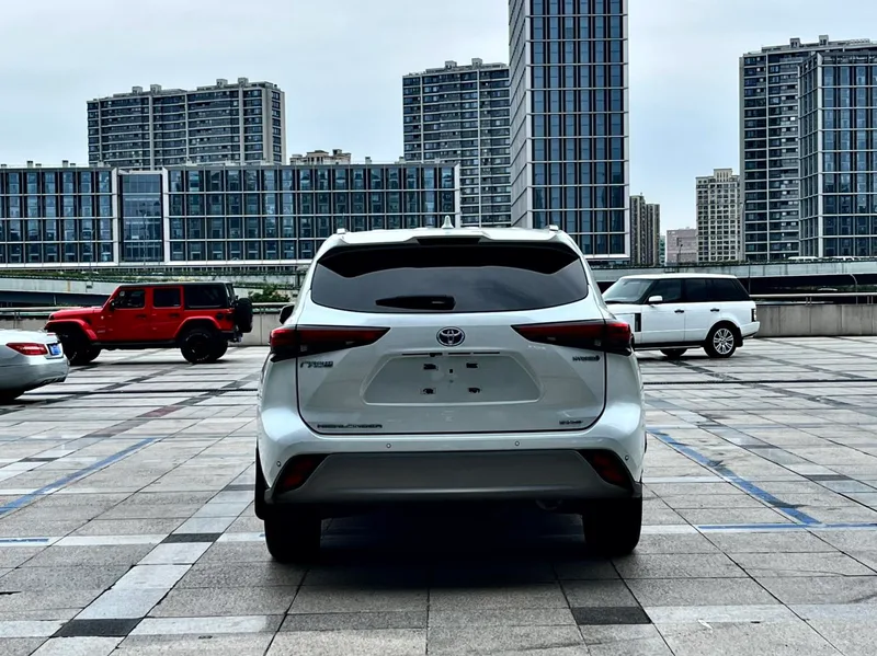 Toyota Highlander 2022 Dual Power 2.5L Four-wheel drive Premium Edition 7 seat interior photo 9