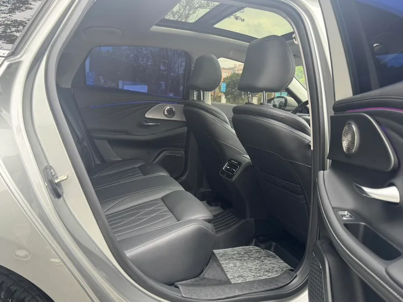Chery Arrizo 8 2024 1.6TGDI DCT Sabio interior foto 10