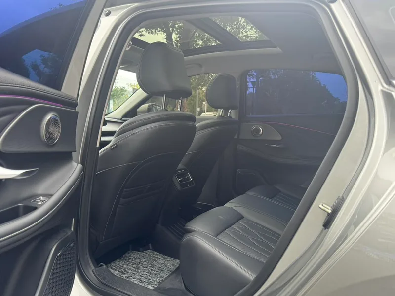 Chery Arrizo 8 2024 1.6TGDI DCT Sabio interior foto 12