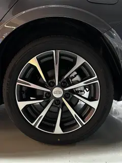 Geely Emgrand 2026 400 Dix mille fonds commémoratifs 1.5L CVT Type de survol intérieur photo 12 Geely Emgrand 2026 400 Dix mille fonds commémoratifs 1.5L CVT Type de survol intérieur photo 12