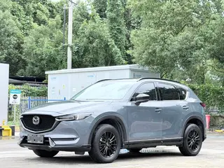 Mazda CX-5 2021 2.0L Automatic two-wheel drive black knight type exterior photo 1