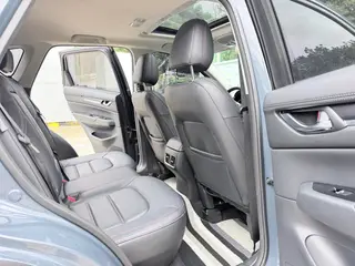 Mazda CX-5 2021 2.0L Automatic two-wheel drive black knight type interior photo 12