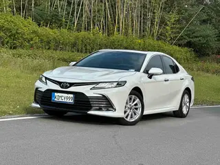 Toyota Camry 2021 2.0G Edición de lujo exterior foto 1 Toyota Camry 2021 2.0G Edición de lujo exterior foto 1