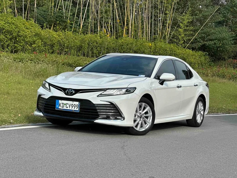 Toyota Camry 2021 2.0G Edición de lujo exterior foto 1 Toyota Camry 2021 2.0G Edición de lujo exterior foto 1