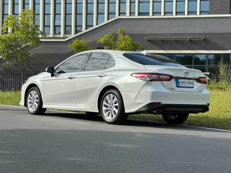 Toyota Camry 2021 2.0G Edición de lujo interior foto 16 Toyota Camry 2021 2.0G Edición de lujo interior foto 16
