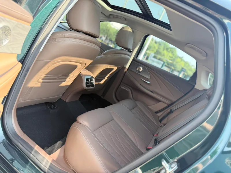 Chery Arrizo 8 2023 Versión de alta energía 2.0T DCT Imperial interior foto 8