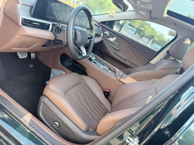 Chery Arrizo 8 2023 Versión de alta energía 2.0T DCT Imperial interior foto 10