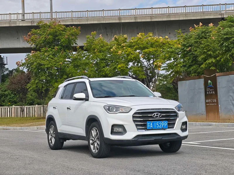 Hyundai ix35 2019 2.0L Automatique à deux roues motrices Version de plaisir État VI extérieur photo 3 Hyundai ix35 2019 2.0L Automatique à deux roues motrices Version de plaisir État VI extérieur photo 3