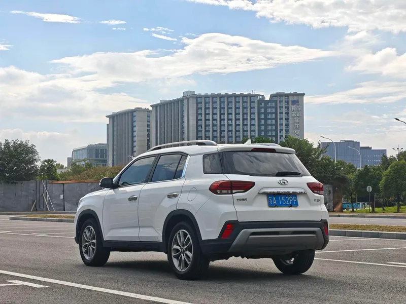 Hyundai ix35 2019 2.0L Automatique à deux roues motrices Version de plaisir État VI extérieur photo 4 Hyundai ix35 2019 2.0L Automatique à deux roues motrices Version de plaisir État VI extérieur photo 4