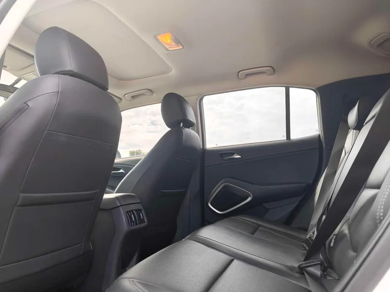 Hyundai ix35 2019 2.0L Automatique à deux roues motrices Version de plaisir État VI intérieur photo 8 Hyundai ix35 2019 2.0L Automatique à deux roues motrices Version de plaisir État VI intérieur photo 8