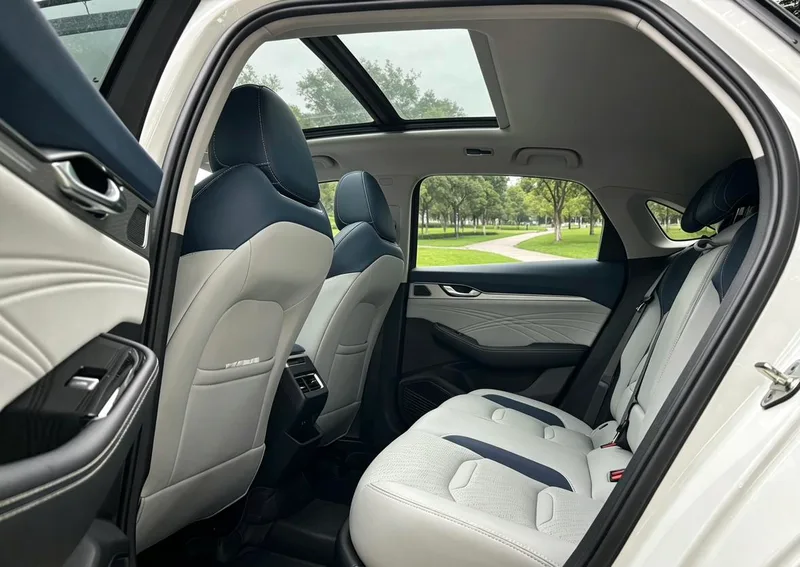 Geely Preface 2023 2.0T Acabado premium interior foto 9 Geely Preface 2023 2.0T Acabado premium interior foto 9