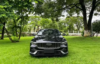 Geely Preface 2026 1.5T Восточный Яо Куньлунь-версия экстерьер фото 2 Geely Preface 2026 1.5T Восточный Яо Куньлунь-версия экстерьер фото 2