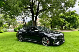 Geely Preface 2026 1.5T Восточный Яо Куньлунь-версия экстерьер фото 3 Geely Preface 2026 1.5T Восточный Яо Куньлунь-версия экстерьер фото 3