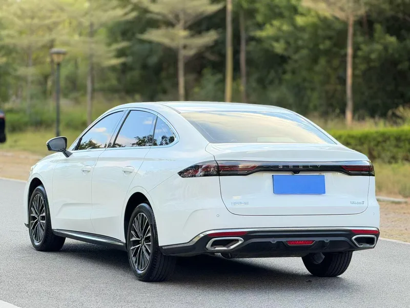 Geely Emgrand 2026 5th Gen 1.5T DCT Premium Trim interior photo 6 Geely Emgrand 2026 5th Gen 1.5T DCT Premium Trim interior photo 6