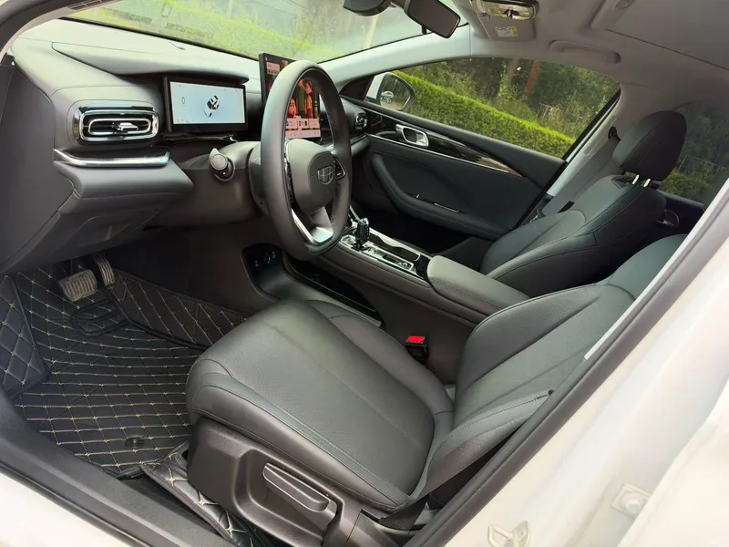 Geely Emgrand 2026 5th Gen 1.5T DCT Premium Trim interior photo 7 Geely Emgrand 2026 5th Gen 1.5T DCT Premium Trim interior photo 7