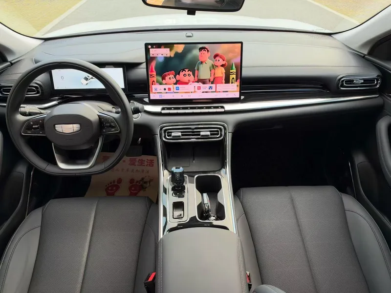 Geely Emgrand 2026 5th Gen 1.5T DCT Premium Trim interior photo 9 Geely Emgrand 2026 5th Gen 1.5T DCT Premium Trim interior photo 9